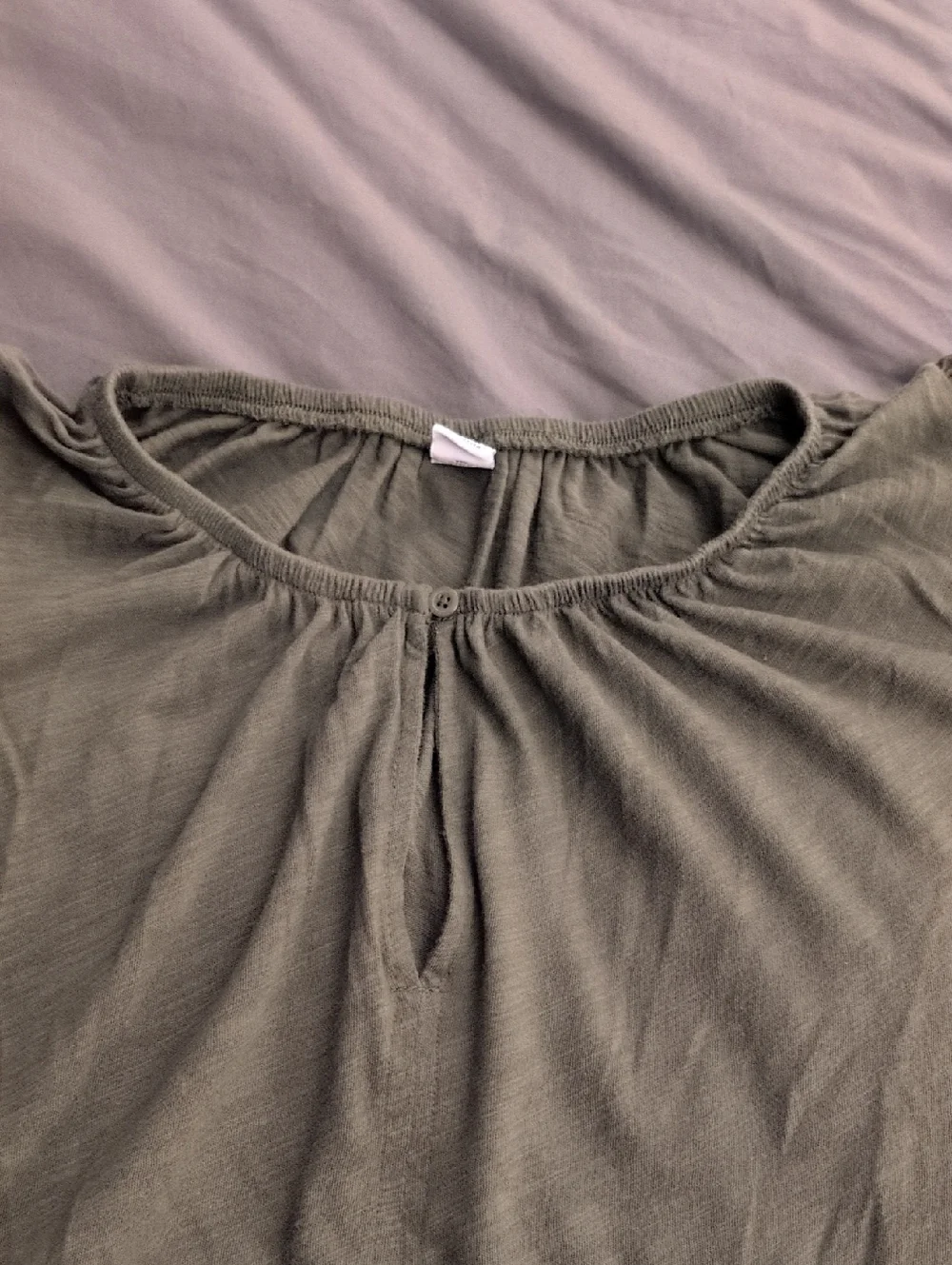 Olive Green Puff Sleeve Top Size M - Picture 9 of 14